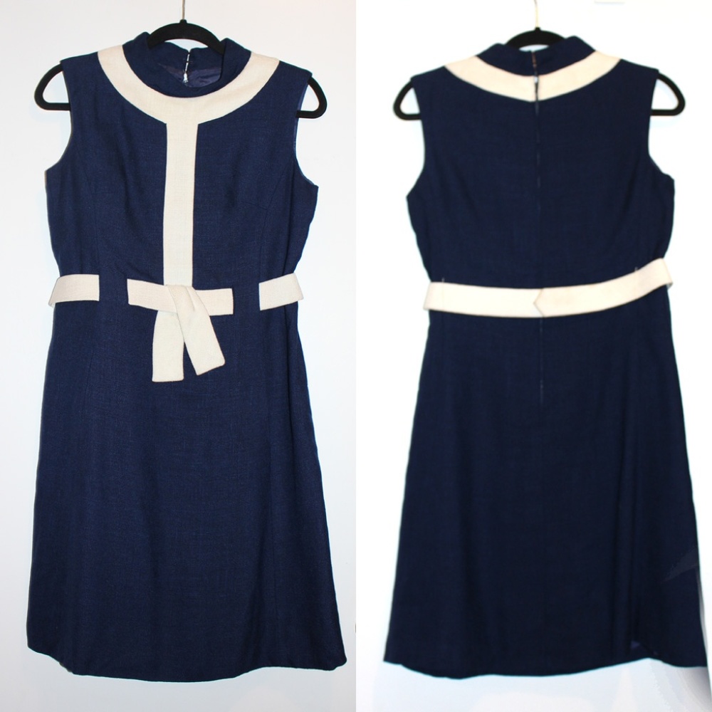 Vintage 1960s Navy Blue Dress w/ off-white accents